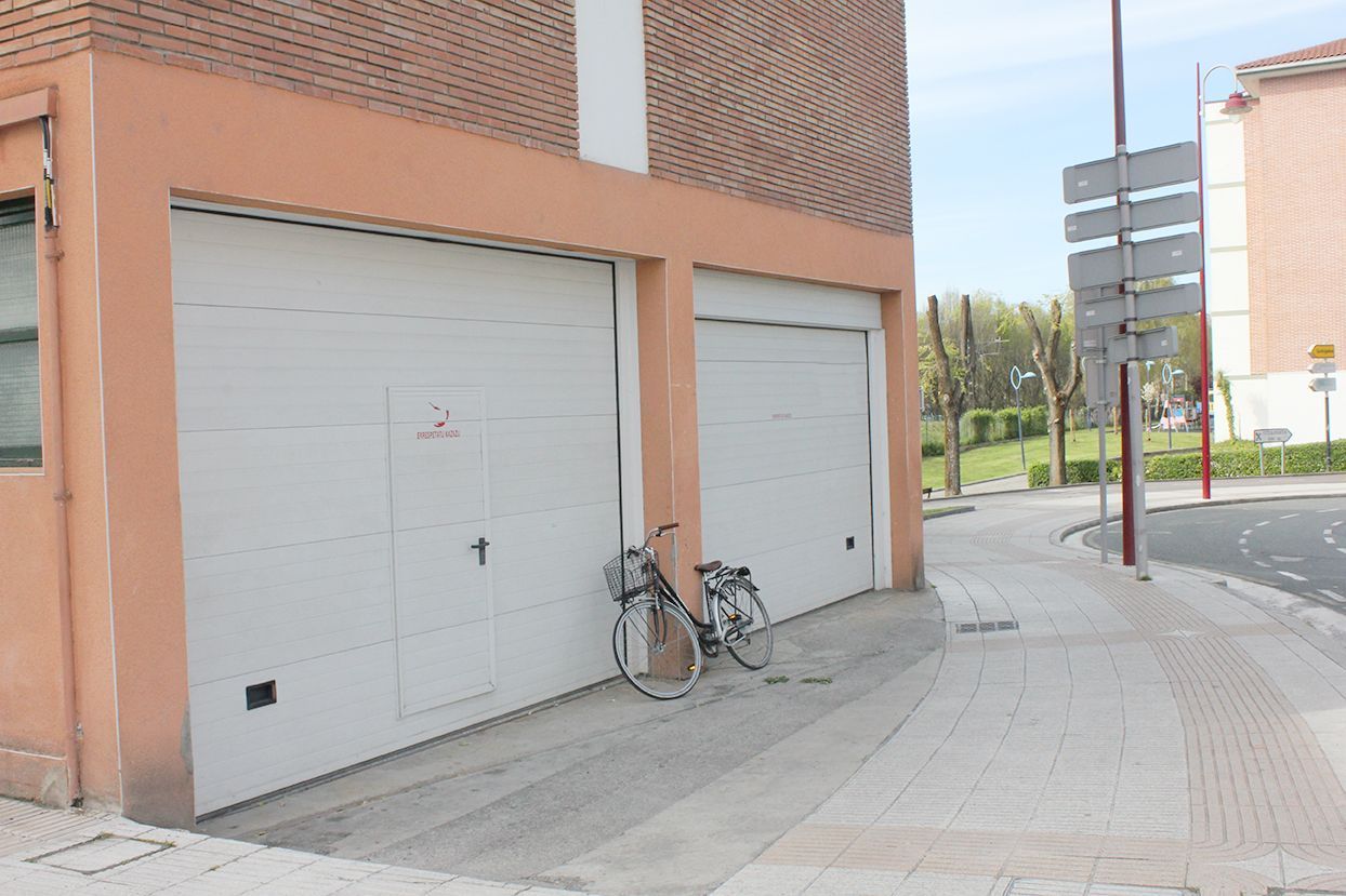 Aparcament de Local en venda en Zarautz