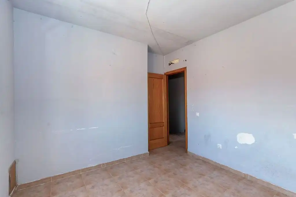 Houses for sale in Calle Miragredos, 3, Otero