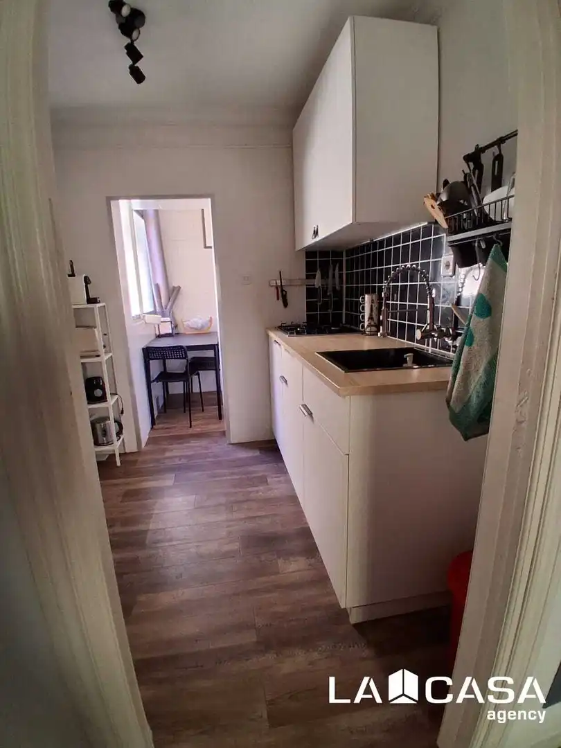 Cuina de Pis en venda en Dos Hermanas amb Aire condicionat i Terrassa