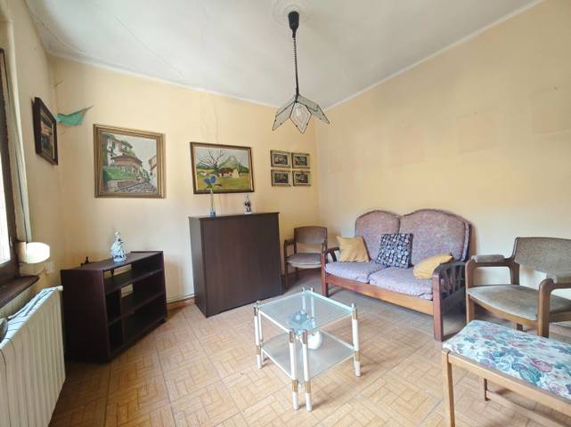 Casa-chalet en Venta en N/A en La Felguera