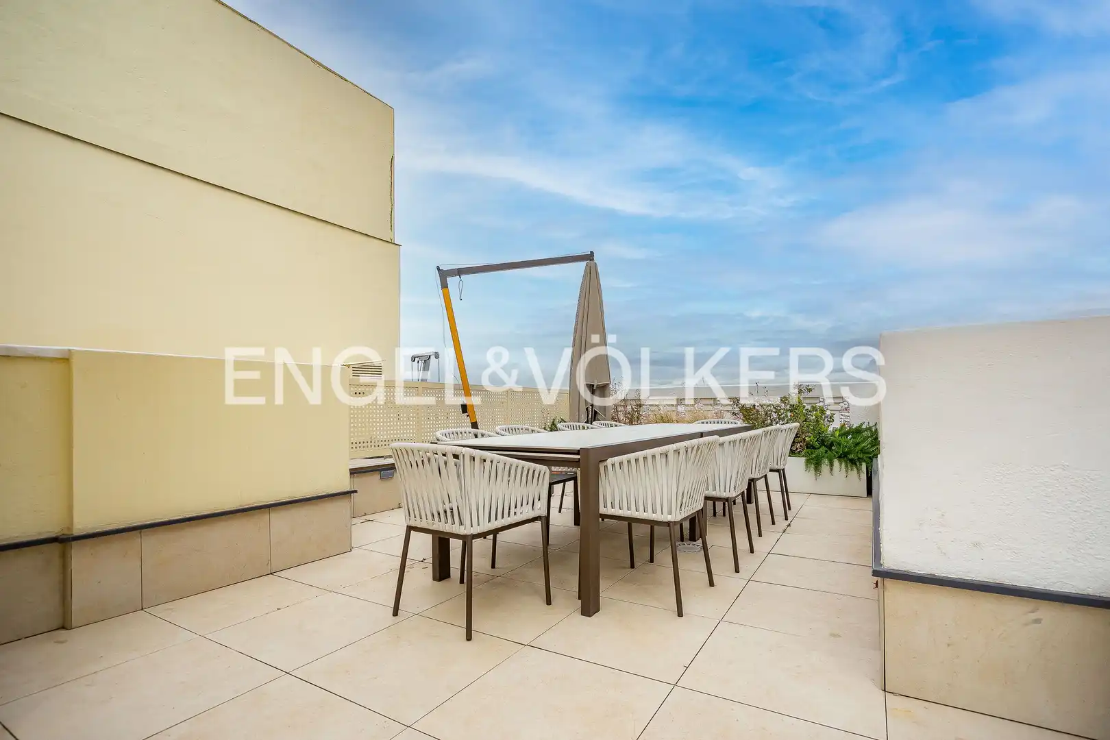 Terrasse von Wohnungen zum Verkauf in Madrid mit Klimaanlage, Heizung und Parkett