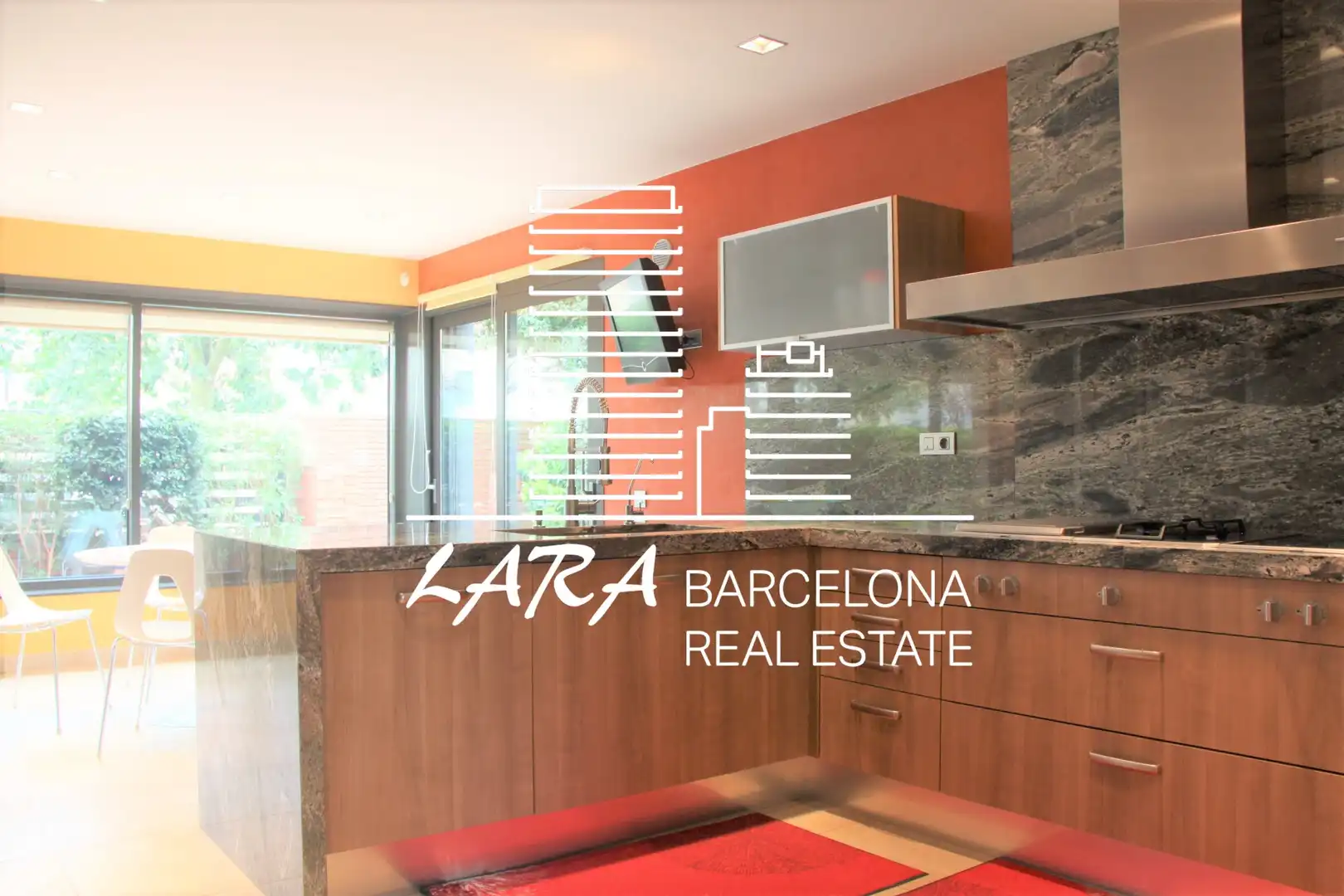 Vista exterior de Casa o chalet de alquiler con opción a compra en Viladecans con Aire acondicionado, Calefacción y Jardín privado