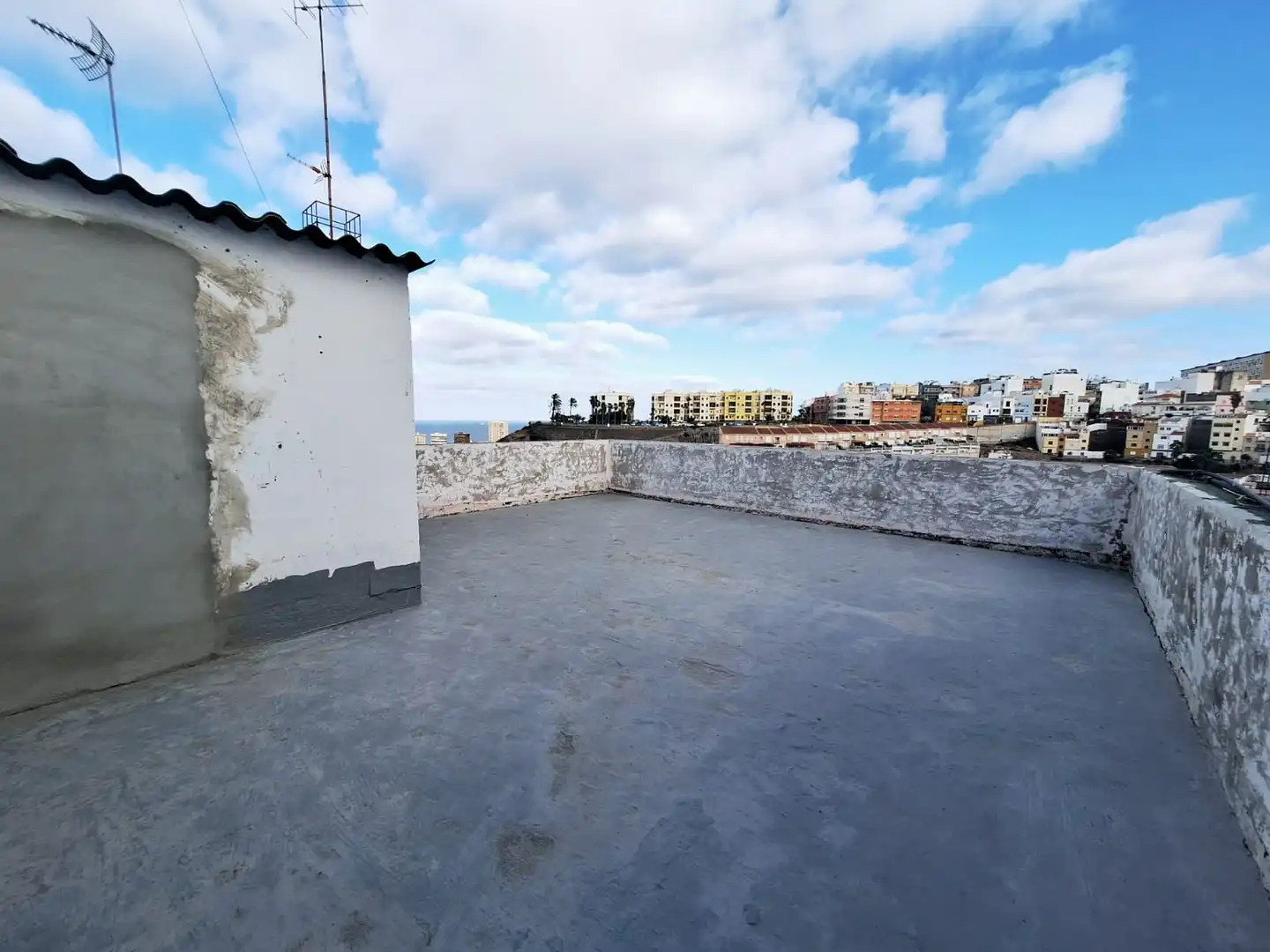 Terraza de Piso en venta en Las Palmas de Gran Canaria con Terraza, Trastero y Amueblado
