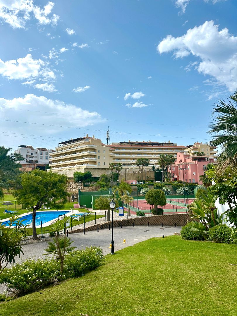 Exterior view of Apartment for sale in Mijas  with Air Conditioner, Terrace and Furnished