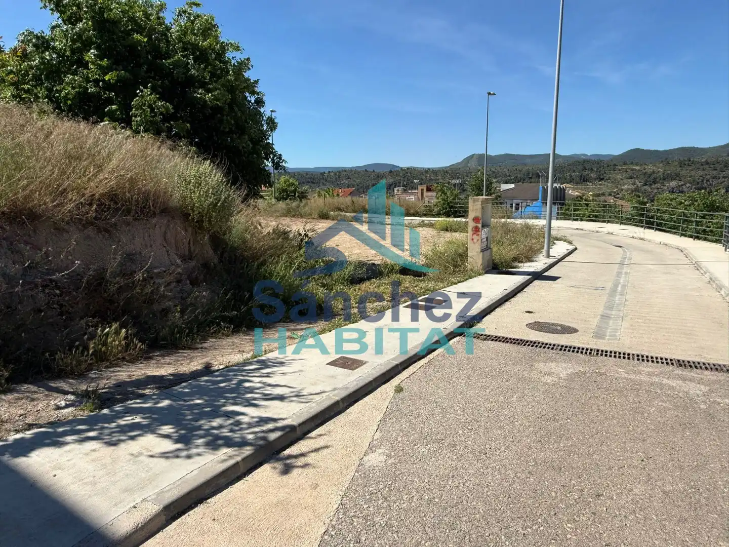 Residencial en venta en Chelva