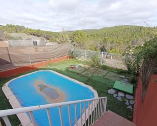 Piscina de Casa o xalet de lloguer en Carabaña amb Calefacció, Jardí privat i Terrassa