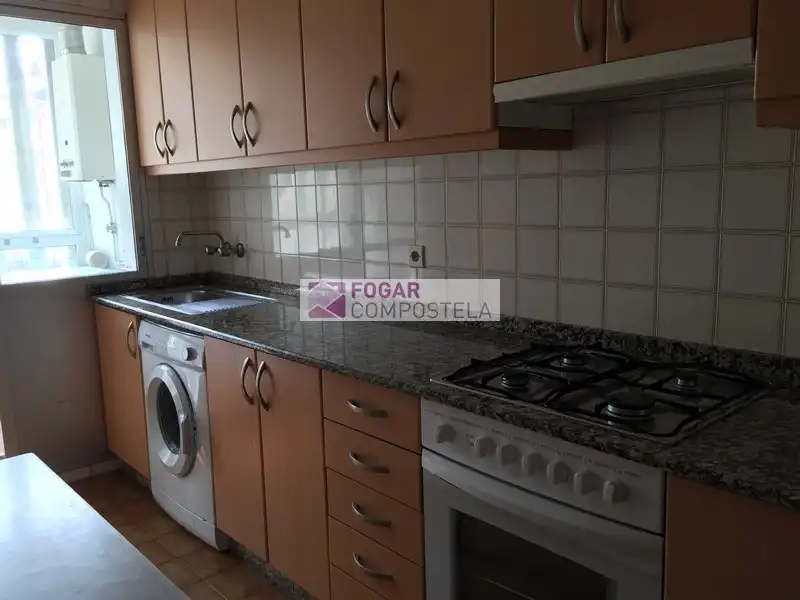 Flat with lift to rent in Praza de Álvaro Cunqueiro, imagen 3