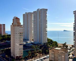 Vista exterior de Pis en venda en Benidorm amb Calefacció, Jardí privat i Terrassa