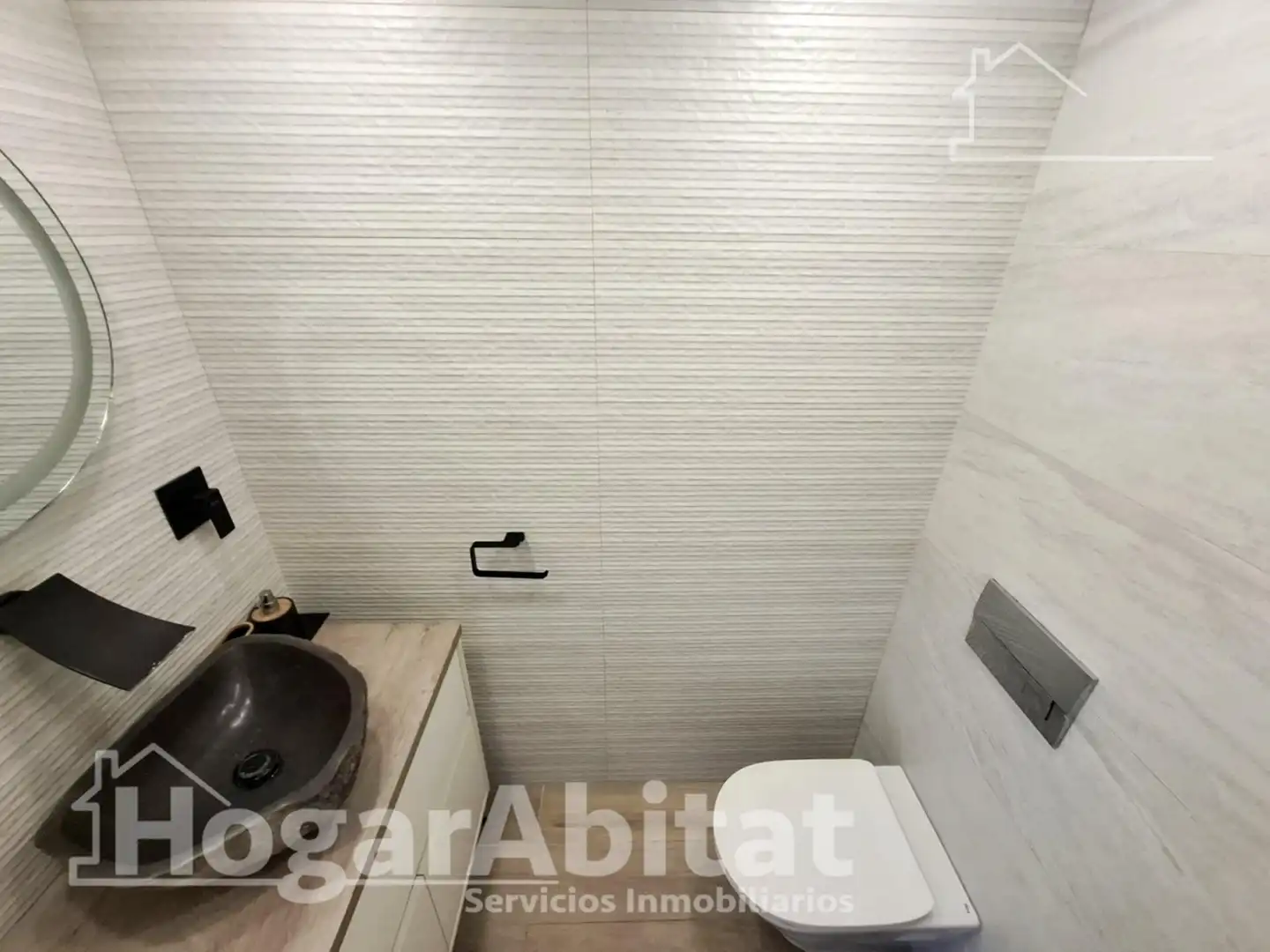 Bathroom of Flat for sale in Cullera  with Air Conditioner, Heating and Terrace