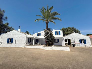 Casa rústica amb balcó en venda a Son Vilar - Trepucó