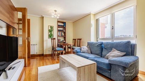 Foto 3 de Piso en venta en Calle Ernest Lluch, 11, La Pereda, Santander