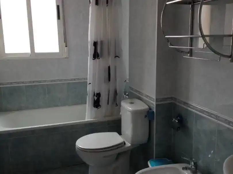 Baño de Piso en venta en Utiel con Balcón