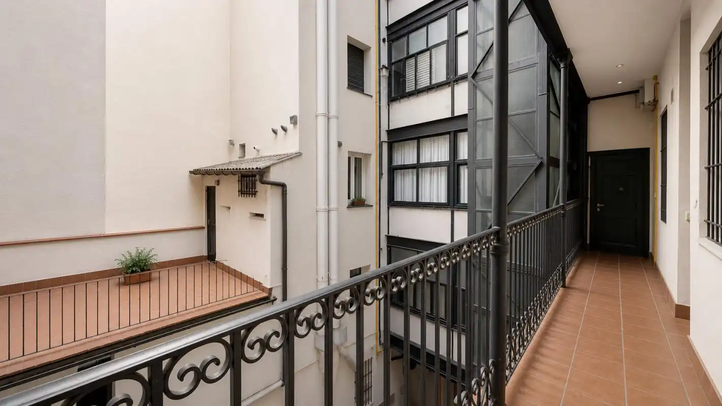 Balcony of Flat for sale in Madrid  with Air Conditioner and Heating