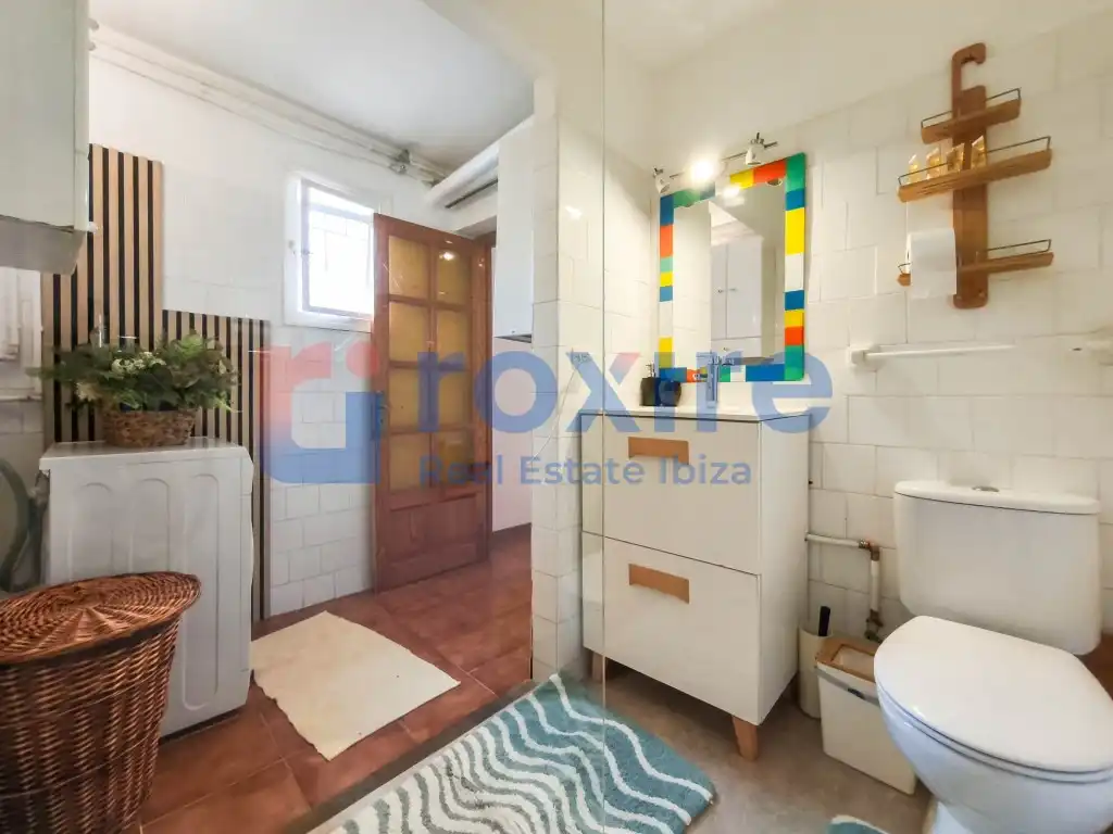 Bany de Casa o xalet en venda en Eivissa amb Aire condicionat, Jardí privat i Terrassa