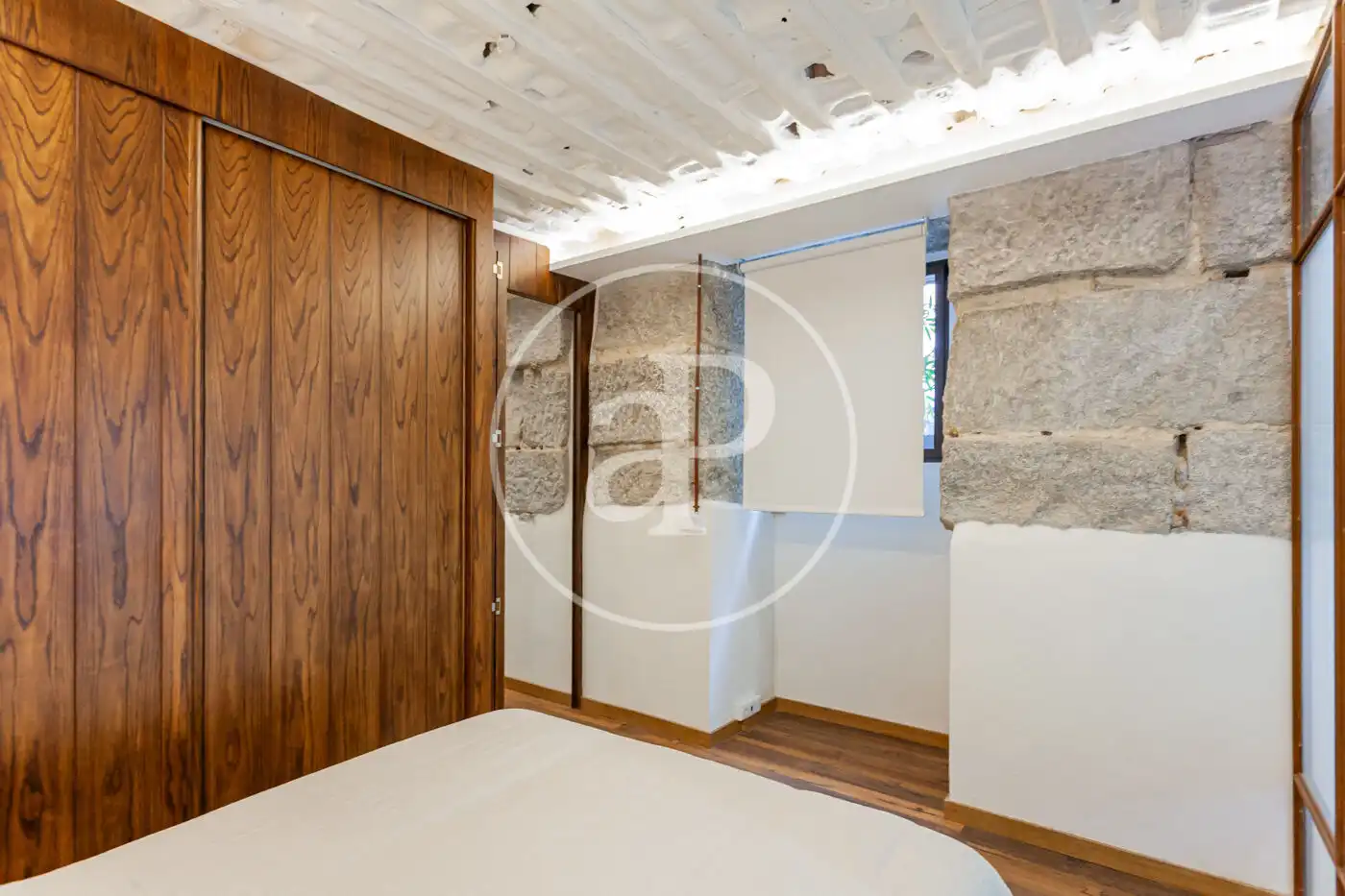 Flat for sale in Madrid  with Air Conditioner, Heating and Furnished