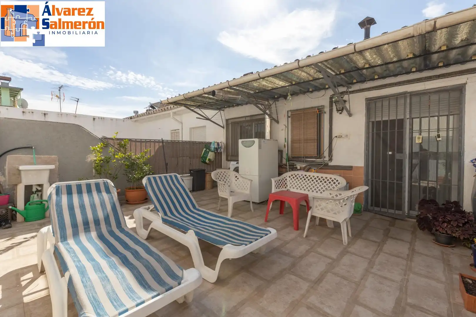 Jardín de Casa adosada en venta en Armilla con Aire acondicionado, Calefacción y Terraza