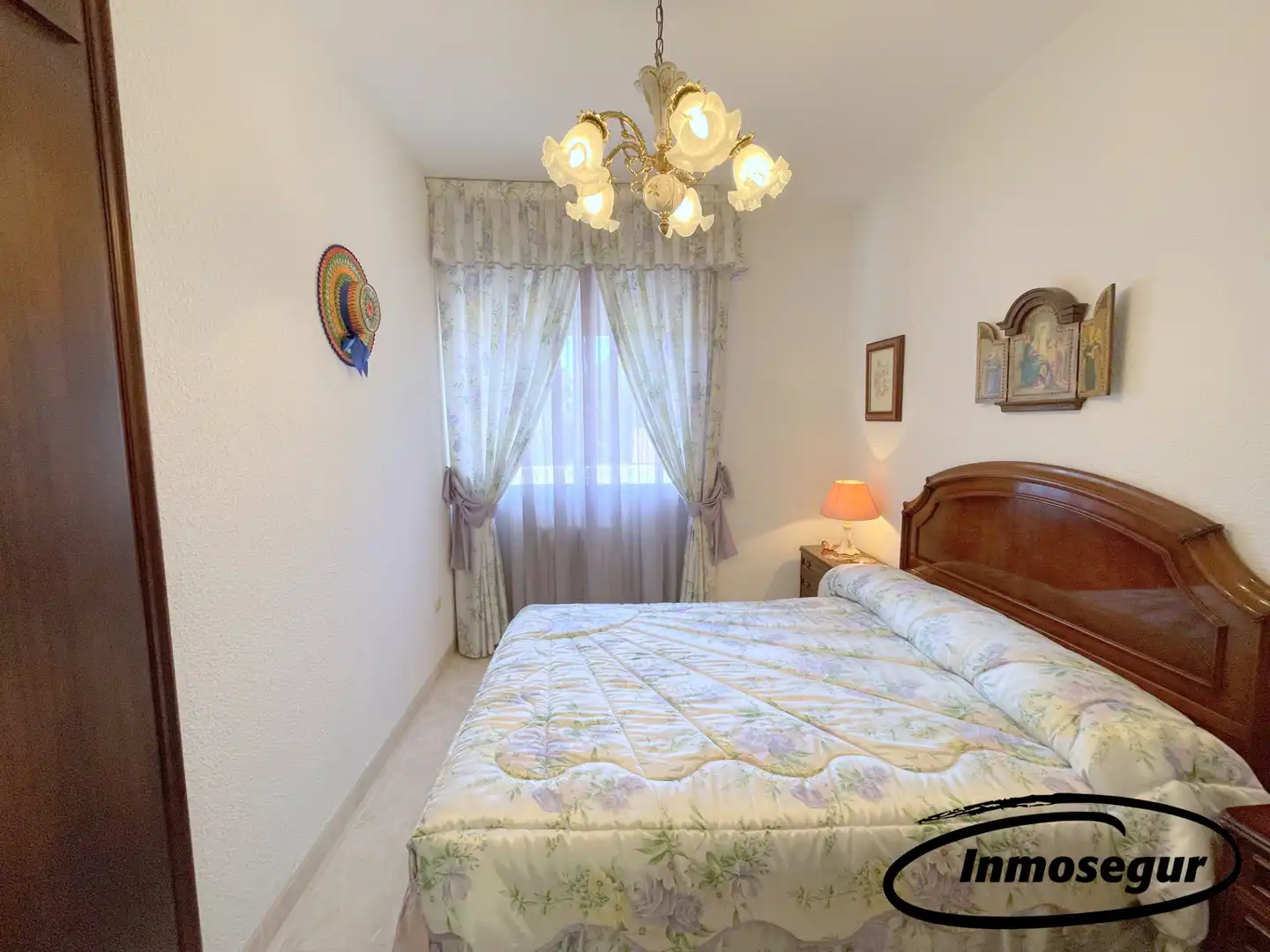 Dormitori de Casa o xalet en venda en Salou amb Aire condicionat, Calefacció i Jardí privat