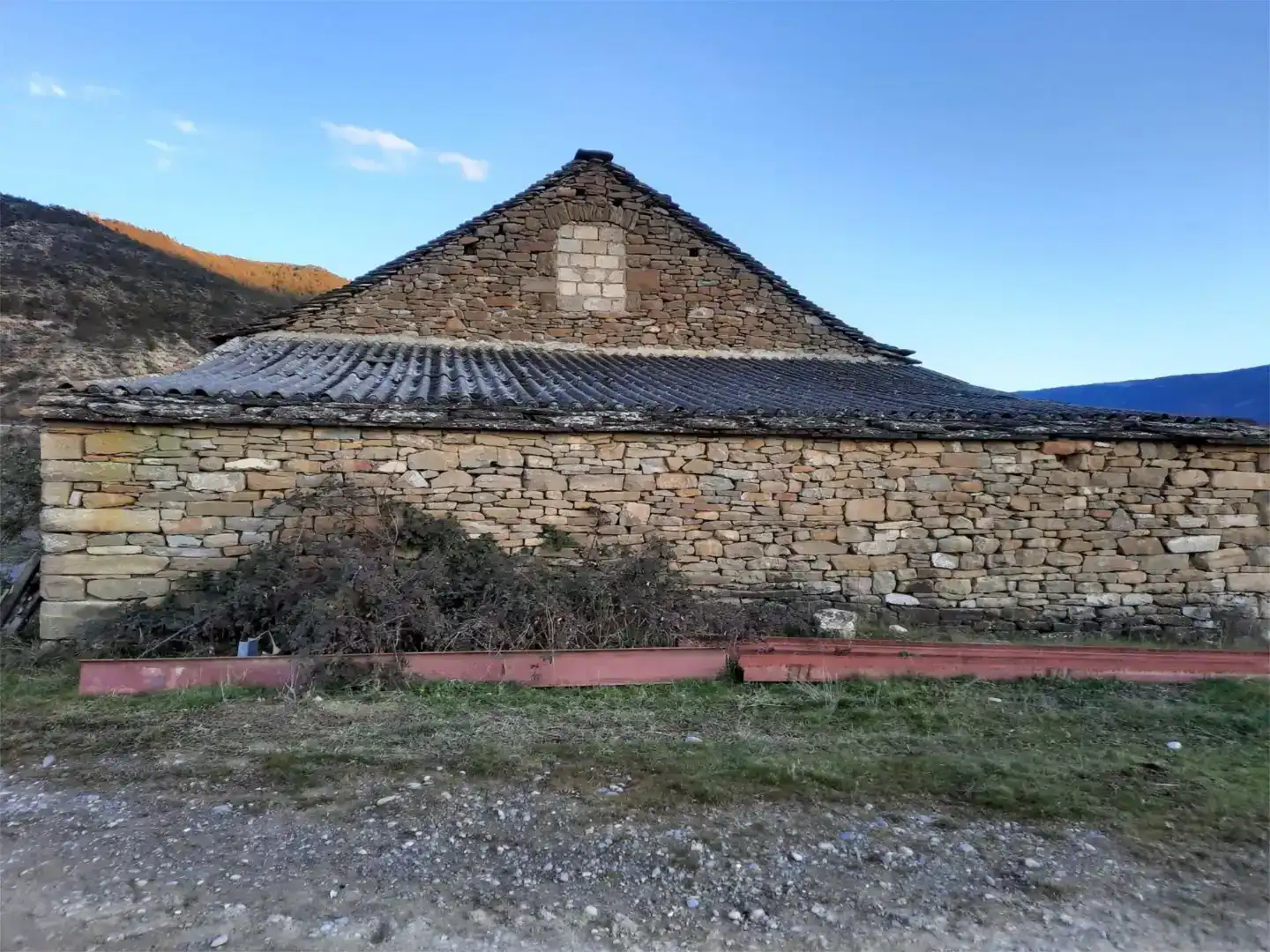 Vista exterior de Piso en venta en Caldearenas, Huesca