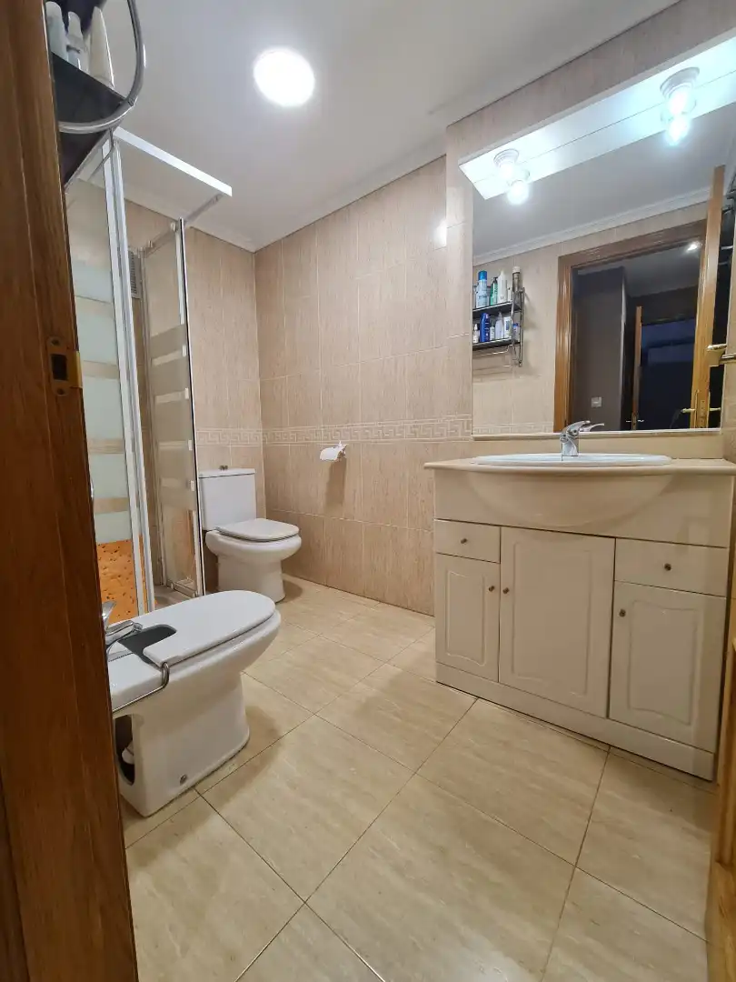 Badezimmer von Wohnung zum Verkauf in Canet d'En Berenguer mit Klimaanlage, Heizung und Terrasse