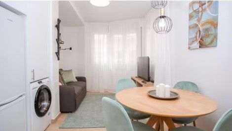 Living room of Flat for sale in  Barcelona Capital  with Air Conditioner and Parquet flooring