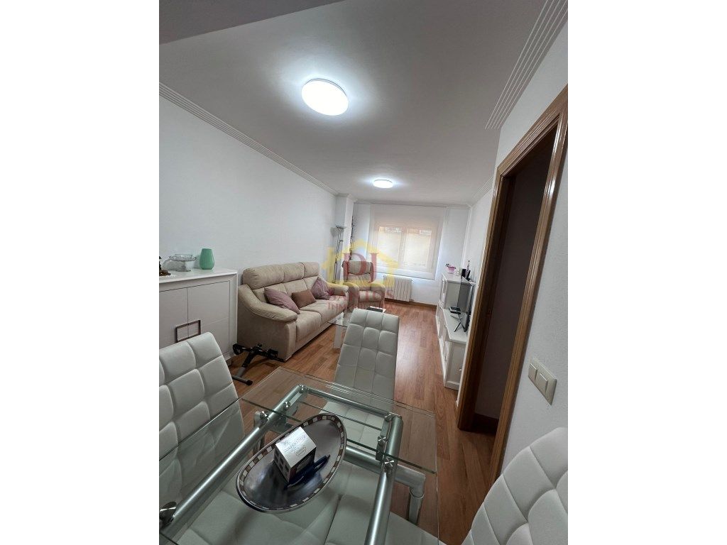 Sala d'estar de Pis en venda en Salamanca Capital