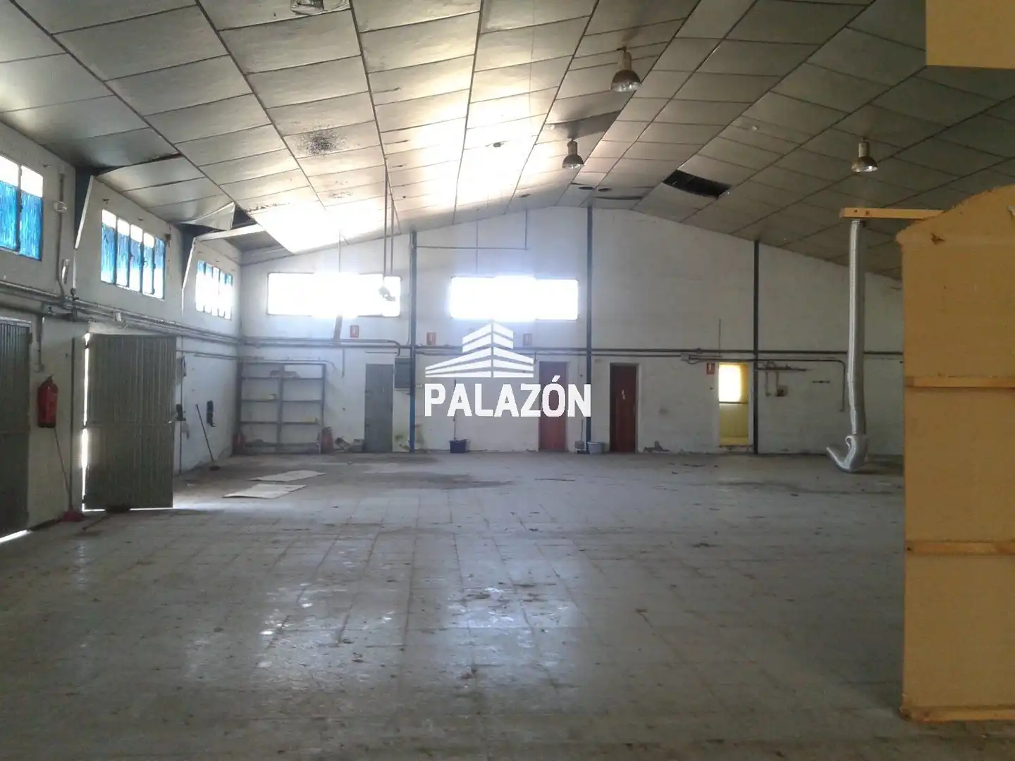 Nau industrial en venda a Crevillent, imagen 3