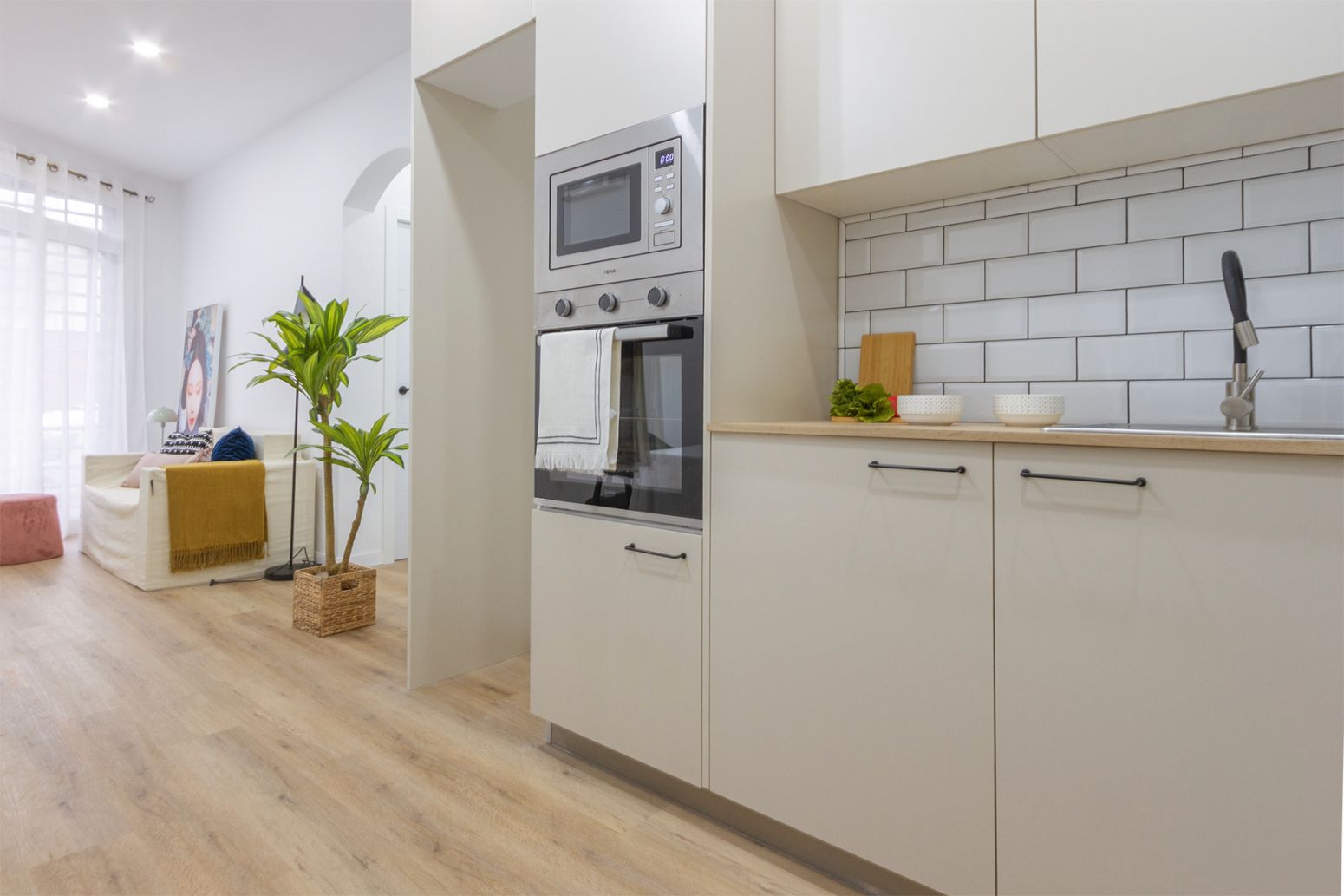 Kitchen of Planta baja for sale in Badalona  with Air Conditioner, Heating and Parquet flooring