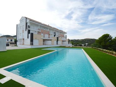 Flat with pool for sale in Pego