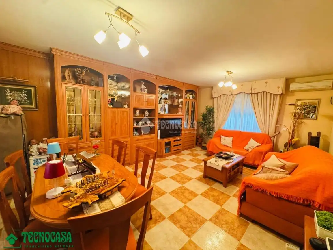 Casa con piscina en venta en Méntrida