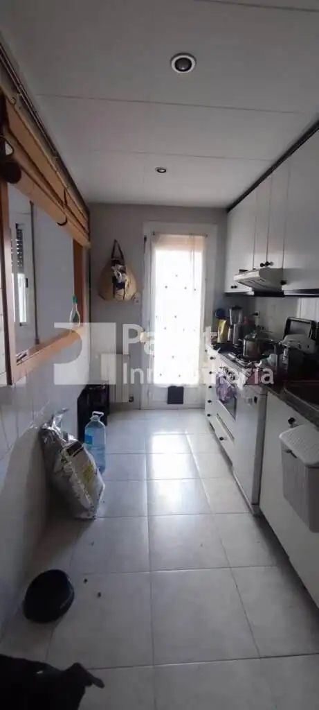 Kitchen of Ground floor for sale in Barcelona  with Terrace and Storage room