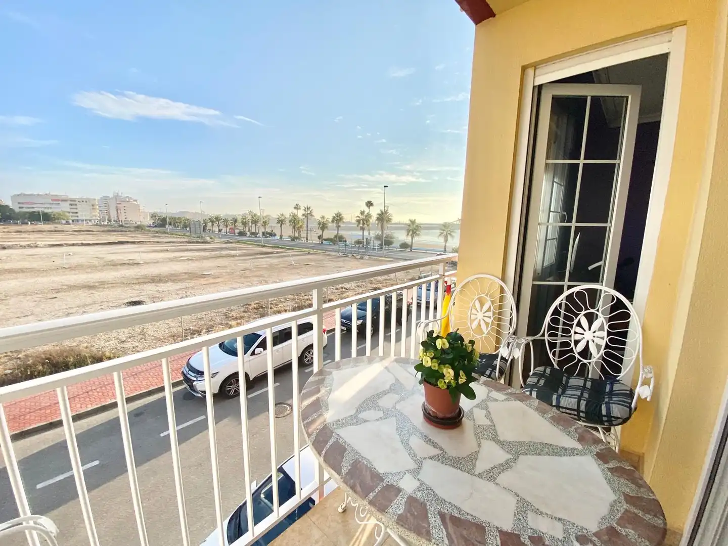 Terrassa de Apartament de lloguer en Torrevieja amb Calefacció, Terrassa i Moblat