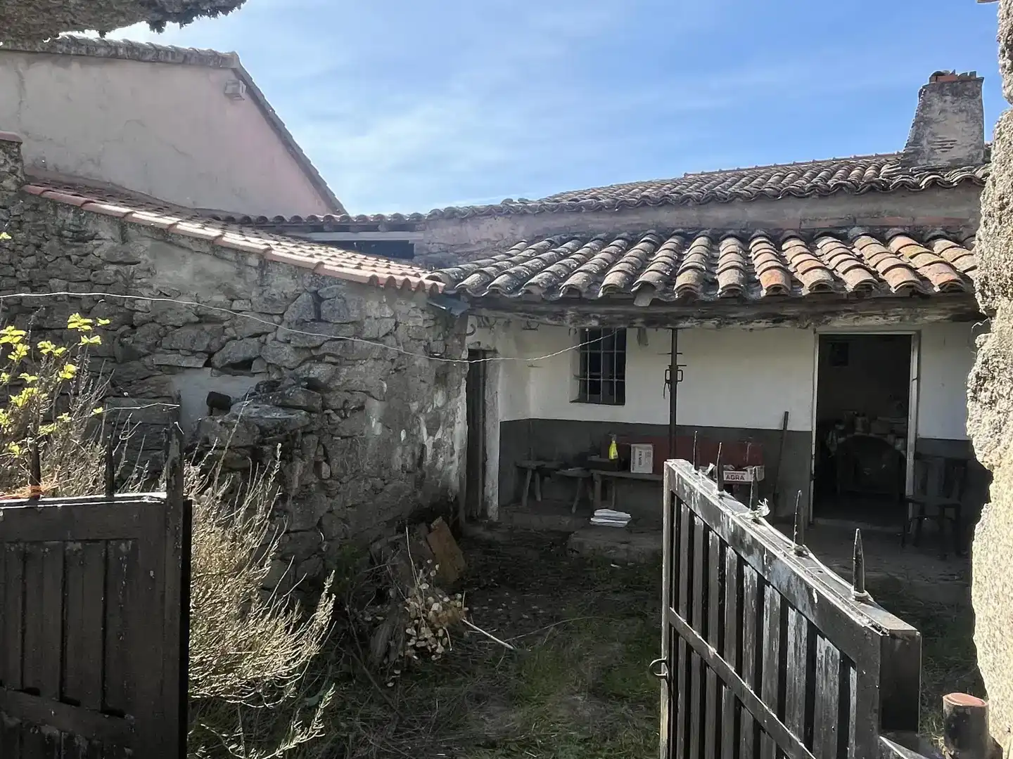 Vista exterior de Casa o xalet en venda en Almeida de Sayago, Zamora