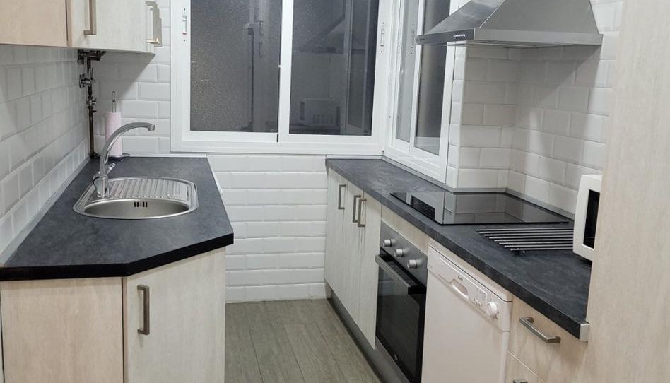 Photo 1 of Flat to rent in Los Castillejos - La Trinidad, Málaga