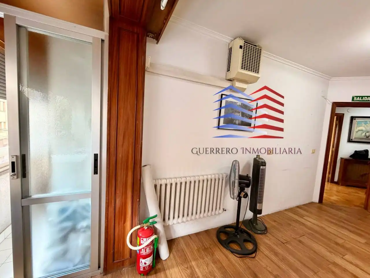 Piso en venta en Ourense Capital  con Calefacción, Trastero y Balcón