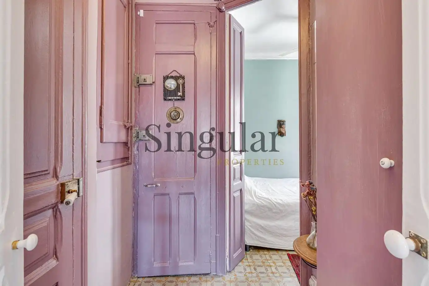 Habitación de Piso en venta en Barcelona con Balcón