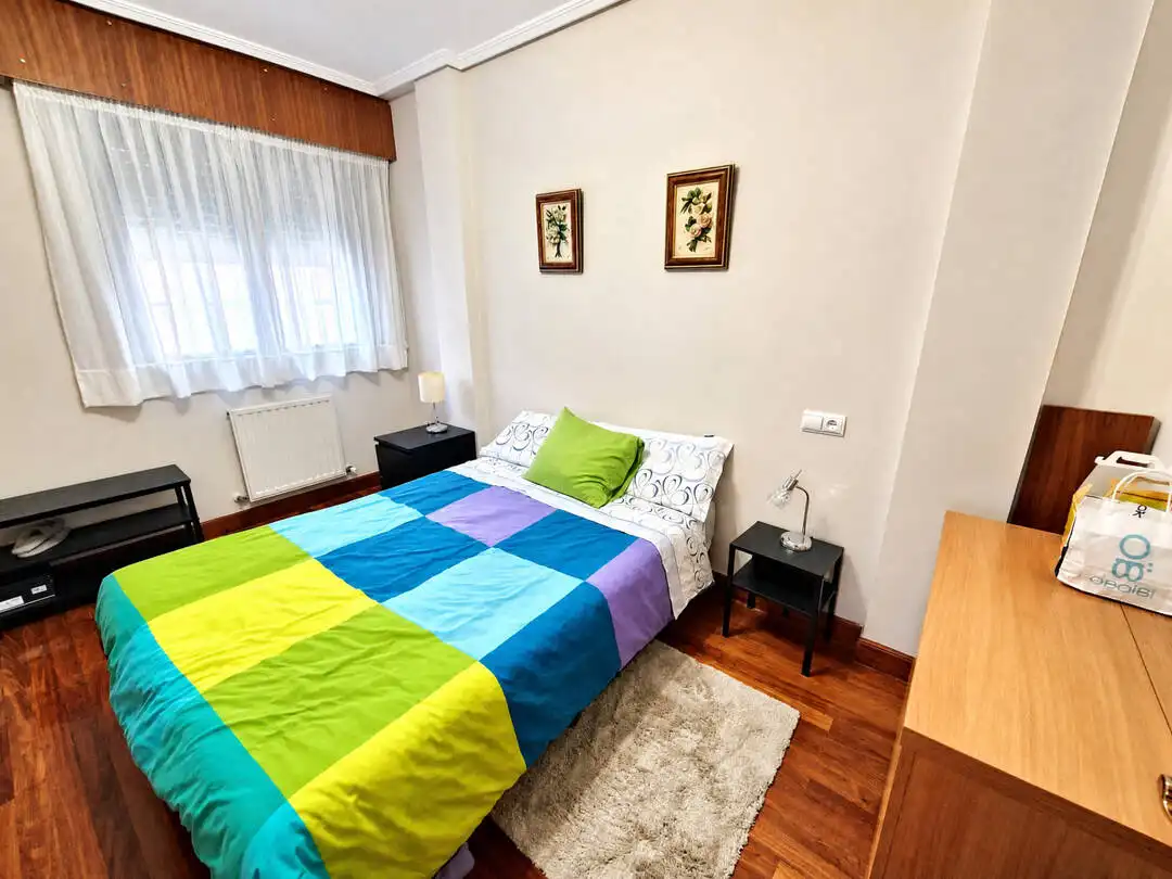 Schlafzimmer von Wohnung zum Verkauf in Santurtzi  mit Heizung, Abstellraum und Alarm