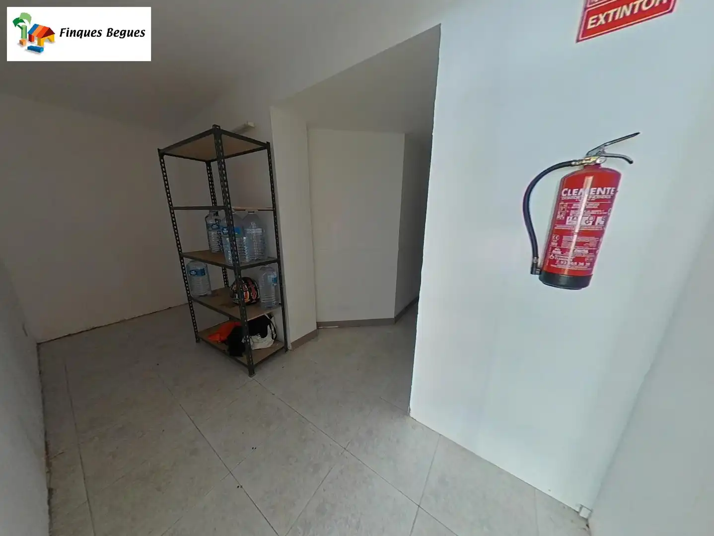 Local en venta en Begues