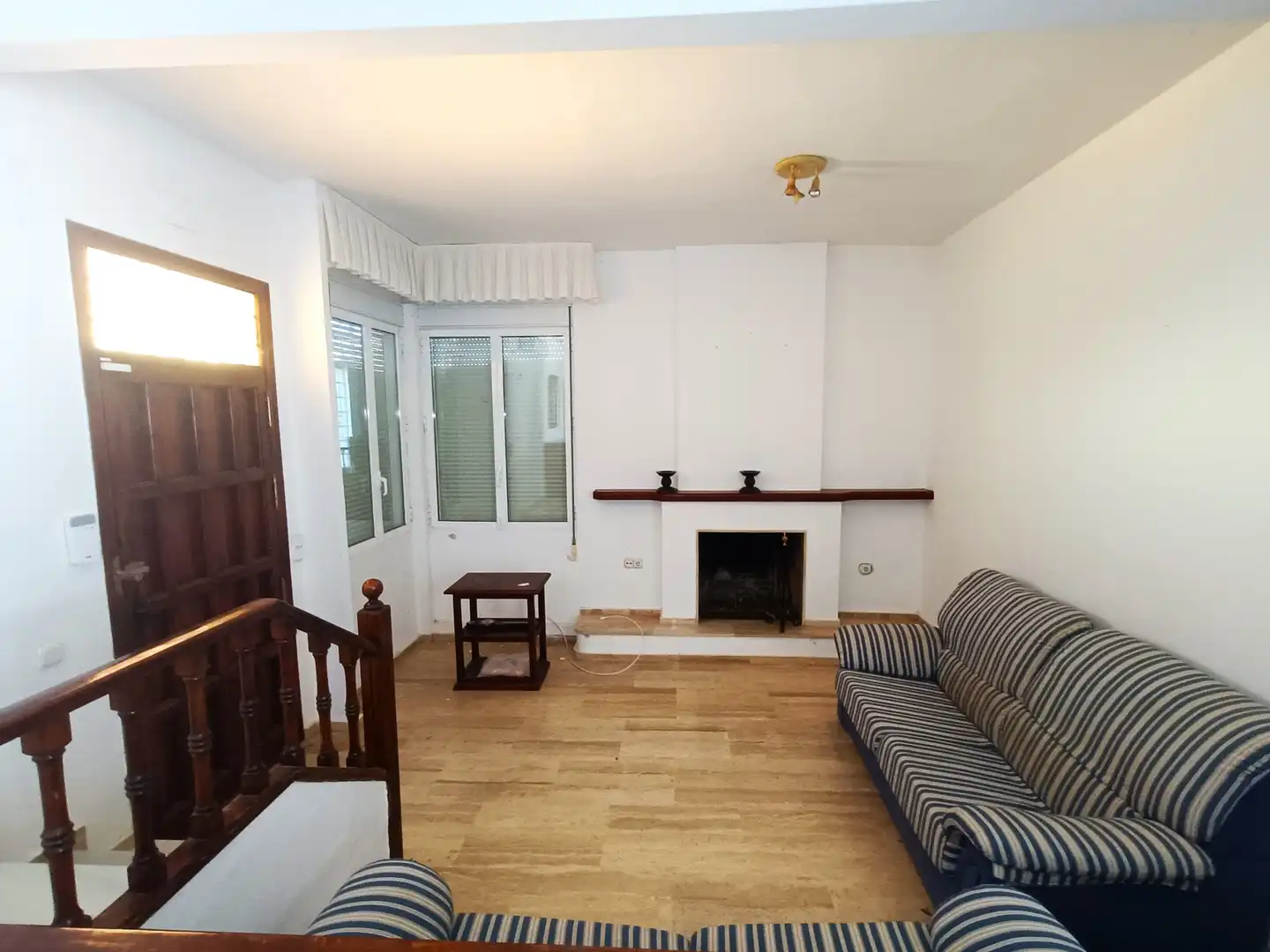 Sala de estar de Casa o chalet en venta en Espartinas con Aire acondicionado, Jardín privado y Terraza