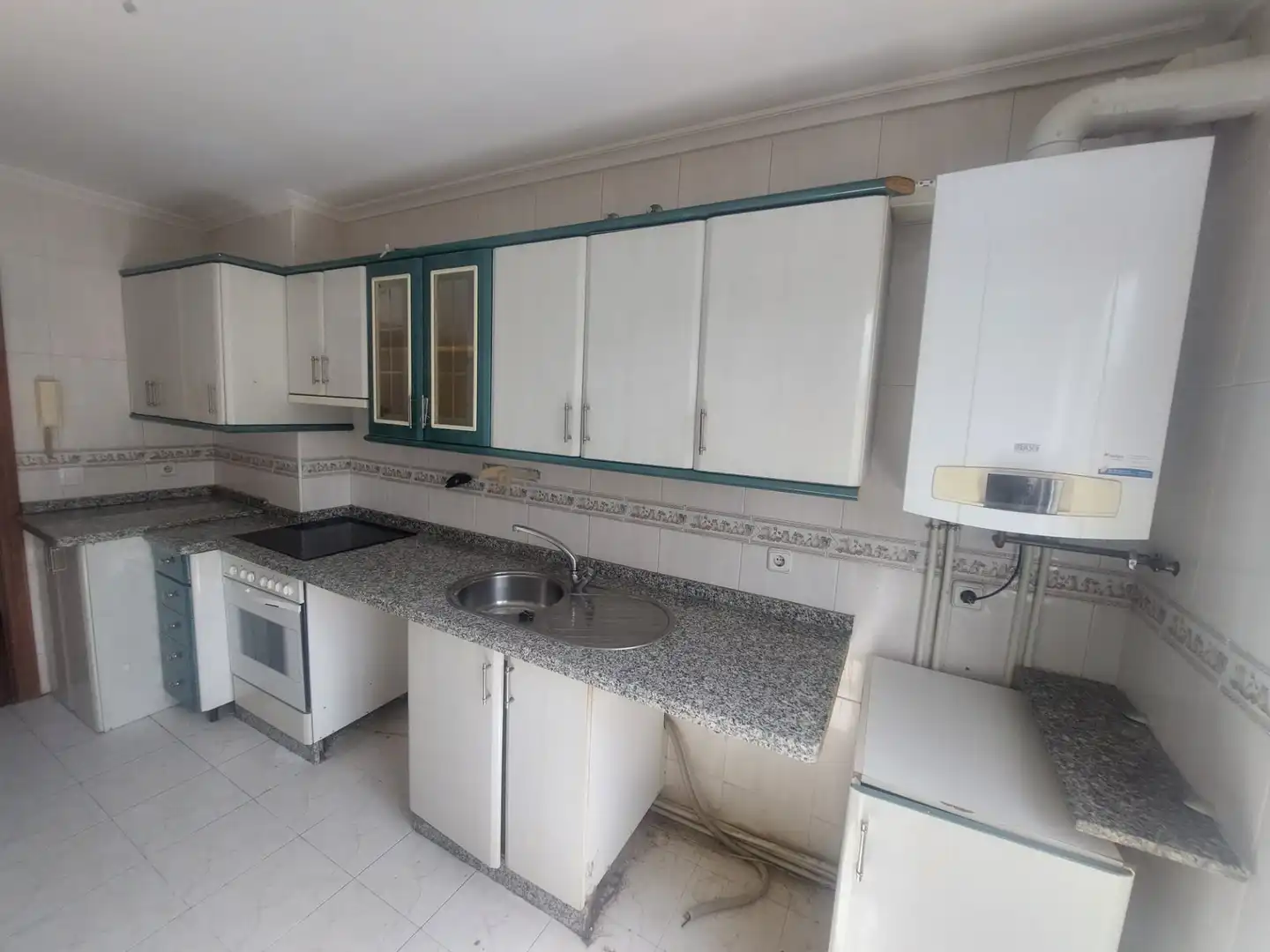 Cocina de Piso en venta en San Andrés del Rabanedo