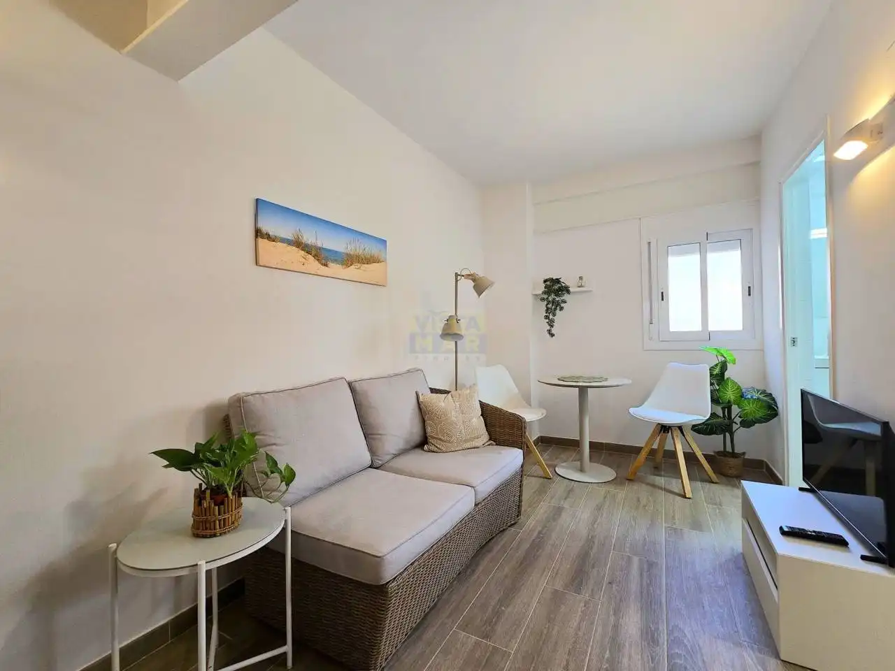 Sala de estar de Piso de alquiler en Cubelles con Aire acondicionado y Amueblado