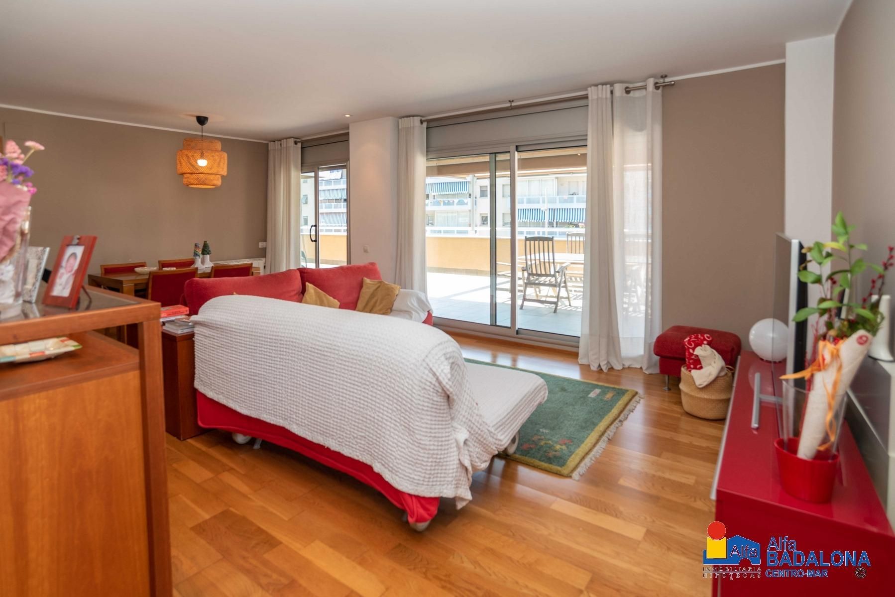 Flat for sale in Port, Badalona
