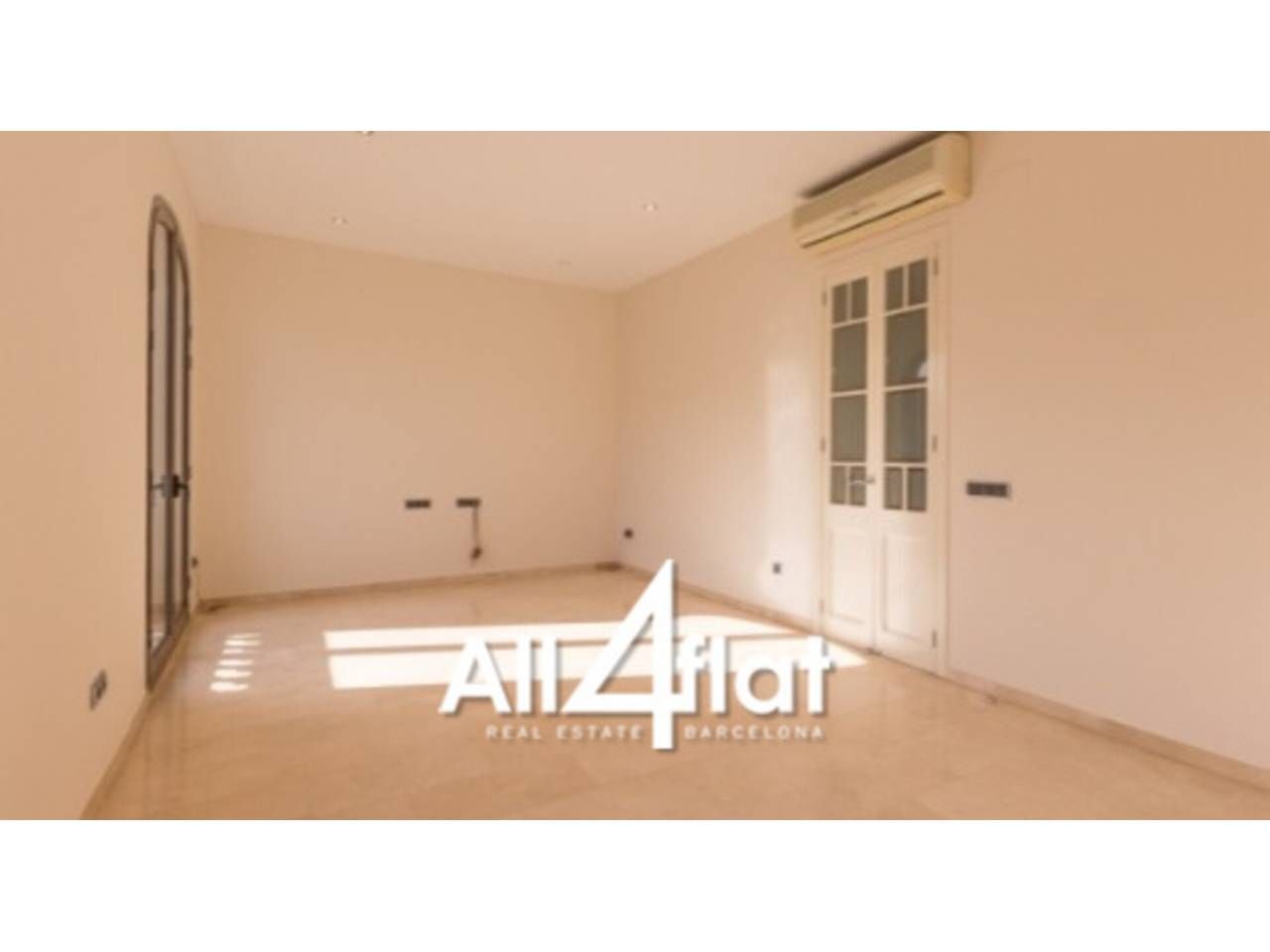 Dining room of Flat to rent in  Barcelona Capital  with Air Conditioner and Parquet flooring