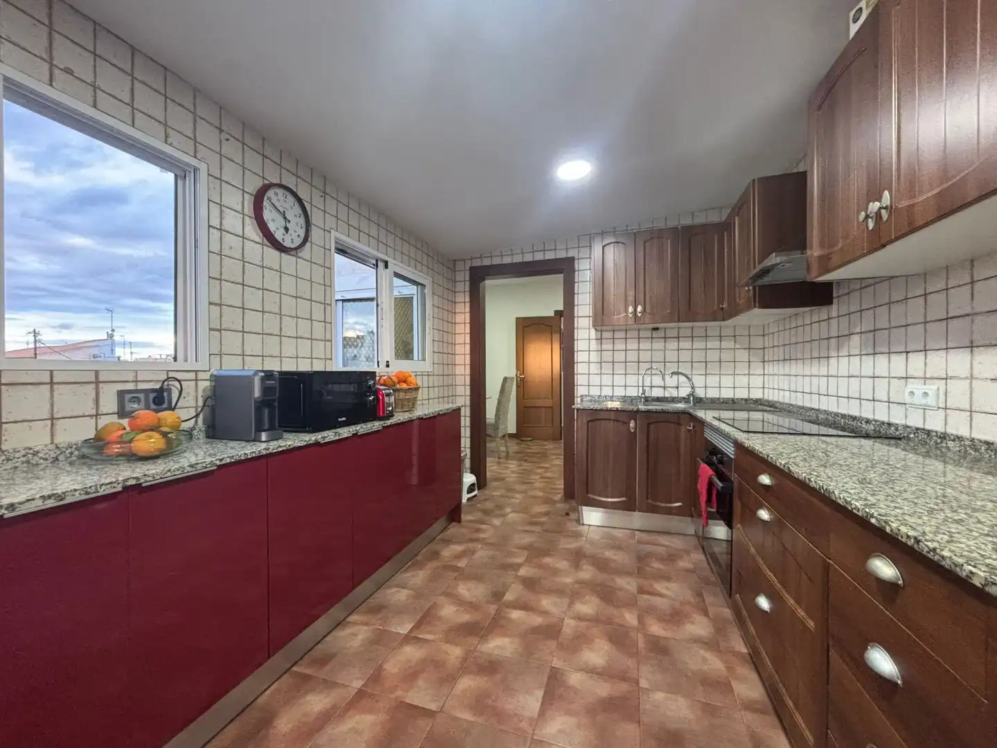 Cocina de Casa adosada en venta en Los Montesinos con Aire acondicionado, Terraza y Amueblado