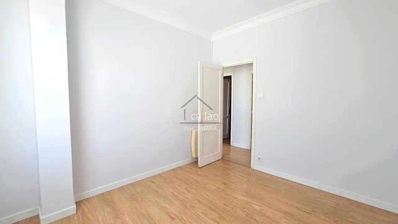 Bedroom of Flat for rent in Ferrol  with Heating and Storage room