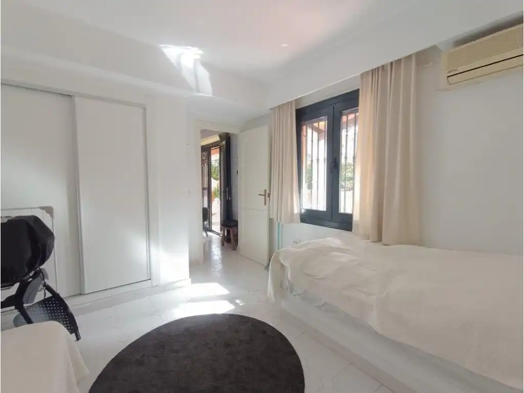 Schlafzimmer von Wohnungen zum Verkauf in Torrevieja mit Klimaanlage und Privatgarten