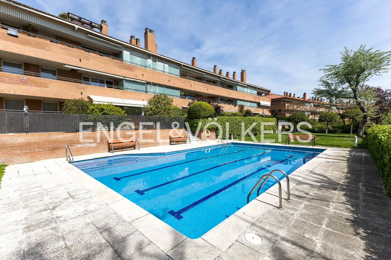 Piscina de Piso en venta en Sant Cugat del Vallès con Aire acondicionado, Calefacción y Parquet
