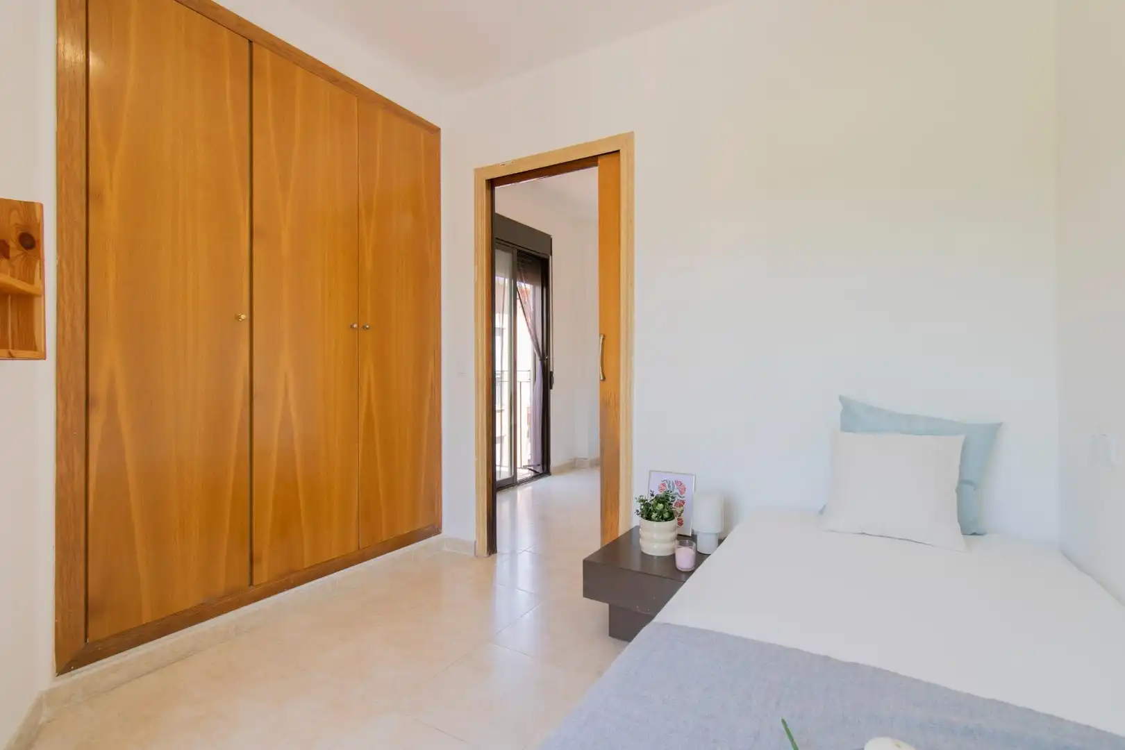 Habitación de Apartamento en venta en Estivella con Amueblado y Balcón