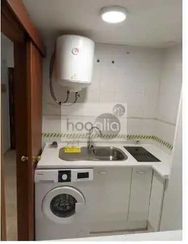 Kitchen of Flat for rent in Sevilla  with Air Conditioner, Swimming Pool and Furnished