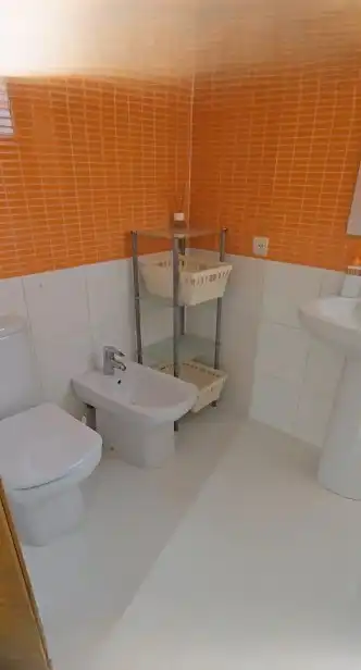 Bany de Apartament de lloguer en Alfara del Patriarca amb Jardí privat, Moblat i Forn