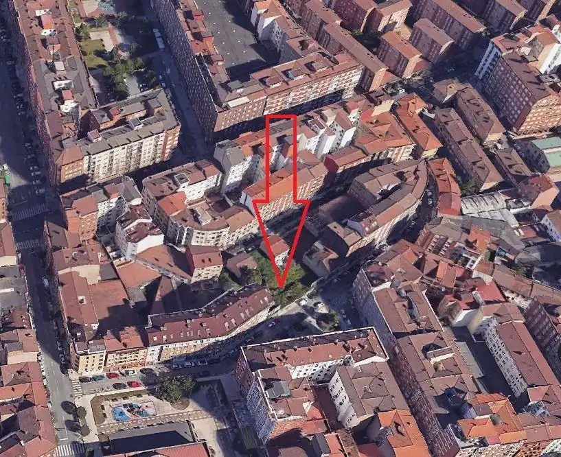 Außenansicht von Residential zum Verkauf in Gijón 